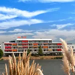 アパートホテル Appart-hotel & Golf Bordeaux -