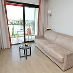 Appart-hotel & Golf Bordeaux - アパートホテル ブルージュ
