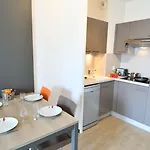 Appart-hotel & Golf Bordeaux - Lägenhetshotell Bruges