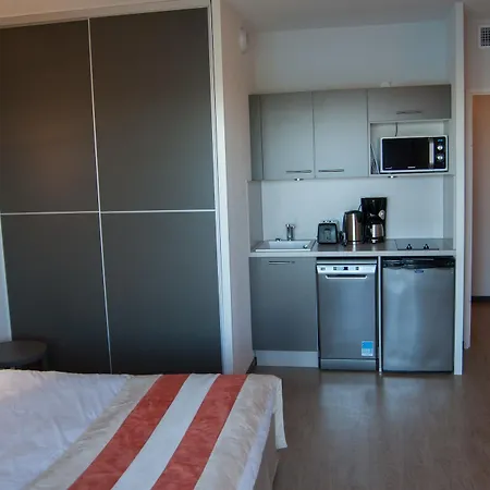 Appart-hotel & Golf Bordeaux - アパートホテル ブルージュ