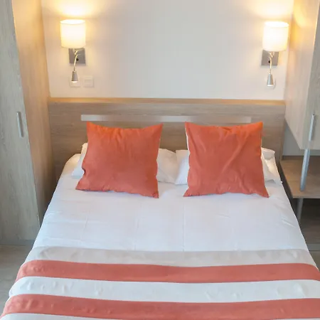Appart-hotel & Golf Bordeaux - Lägenhetshotell Bruges