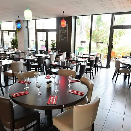 Appart-hotel & Golf Bordeaux - Lägenhetshotell