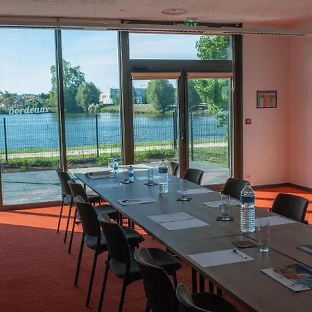 Appart-hotel & Golf Bordeaux -