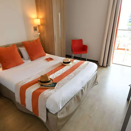 شقة فندقية Appart-hotel & Golf Bordeaux - بروج