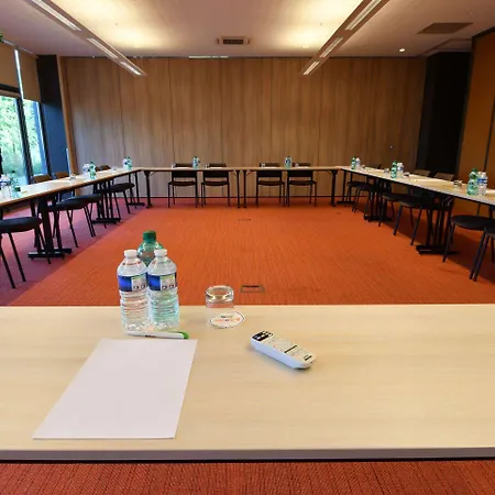 Appart-hotel & Golf Bordeaux - 3* Bruges