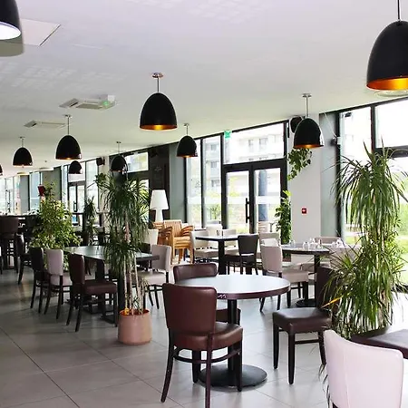 Appart-hotel & Golf Bordeaux - 3* Bruges