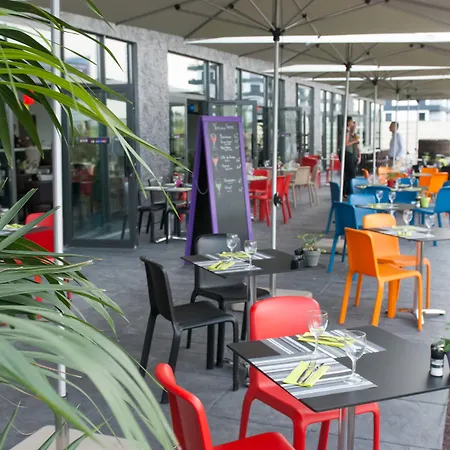 Appart-hotel & Golf Bordeaux - 公寓式酒店 3*