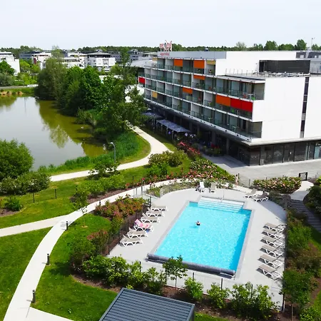 Appart-hotel & Golf Bordeaux - Apart Otel 3*