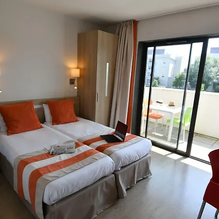 Appart-hotel & Golf Bordeaux - Apart Otel