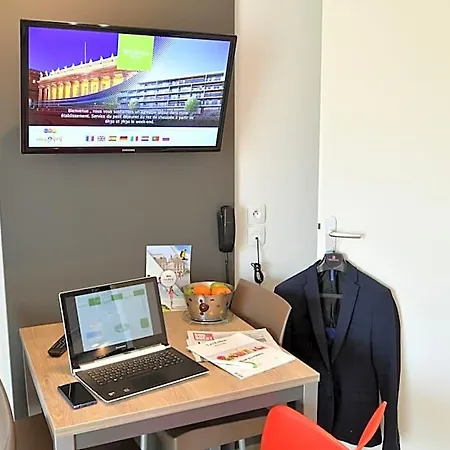 Appart-hotel & Golf Bordeaux - アパートホテル ブルージュ