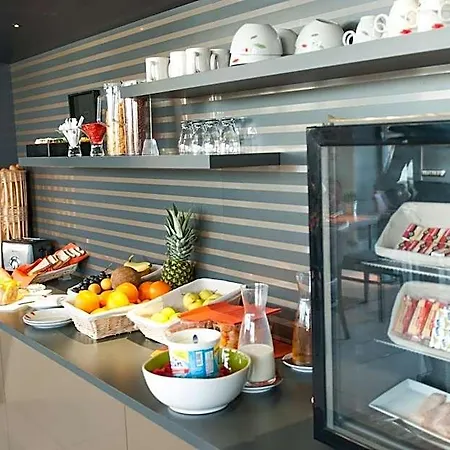 Appart-hotel & Golf Bordeaux - 3* ブルージュ