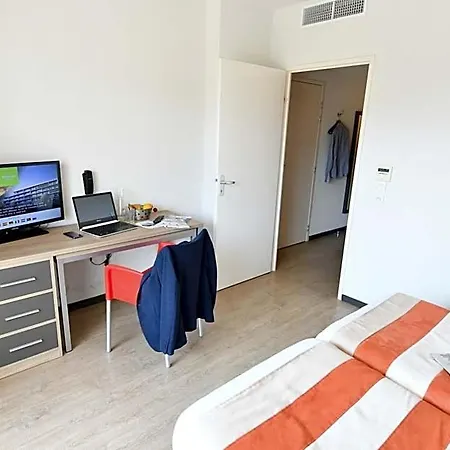 Hotel apartamentowy Appart-hotel & Golf Bordeaux -
