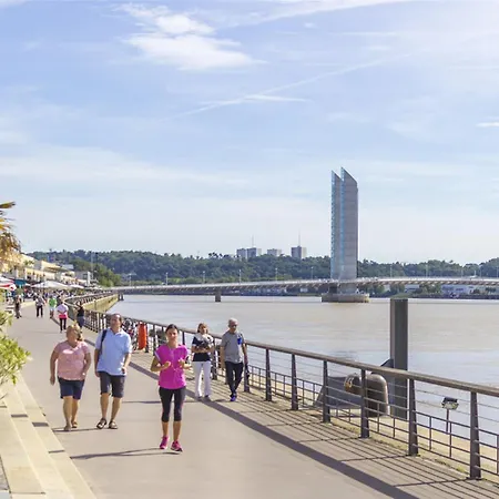 Appart-hotel & Golf Bordeaux - 3*