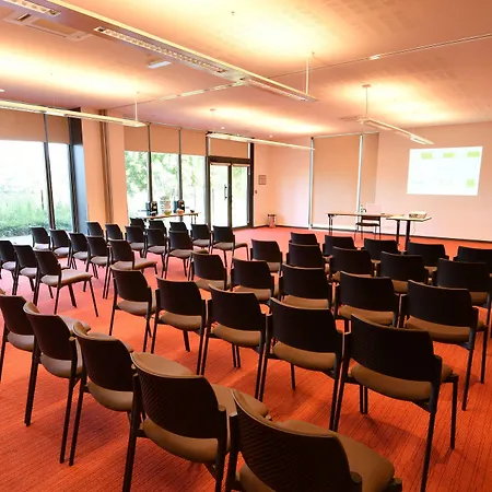 Appart-hotel & Golf Bordeaux - Lägenhetshotell 3*