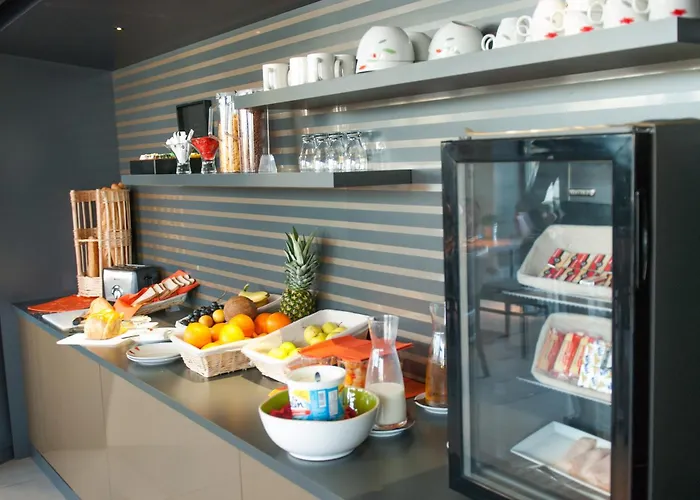 Appart-hotel & Golf Bordeaux - Lejlighedshotel 3*