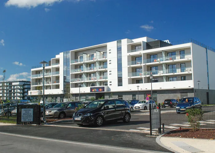 Appart-hotel & Golf Bordeaux - 3* Bruges
