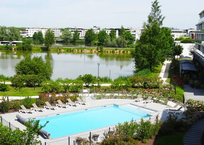 Appart-hotel & Golf Bordeaux - Bruges