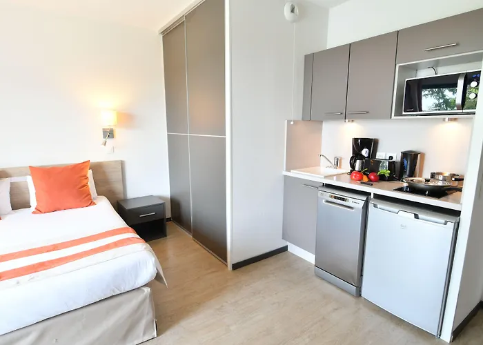 Appart-hotel & Golf Bordeaux -