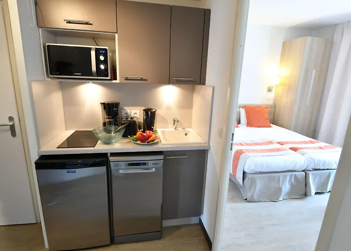 Appart-hotel & Golf Bordeaux - Aparthotel